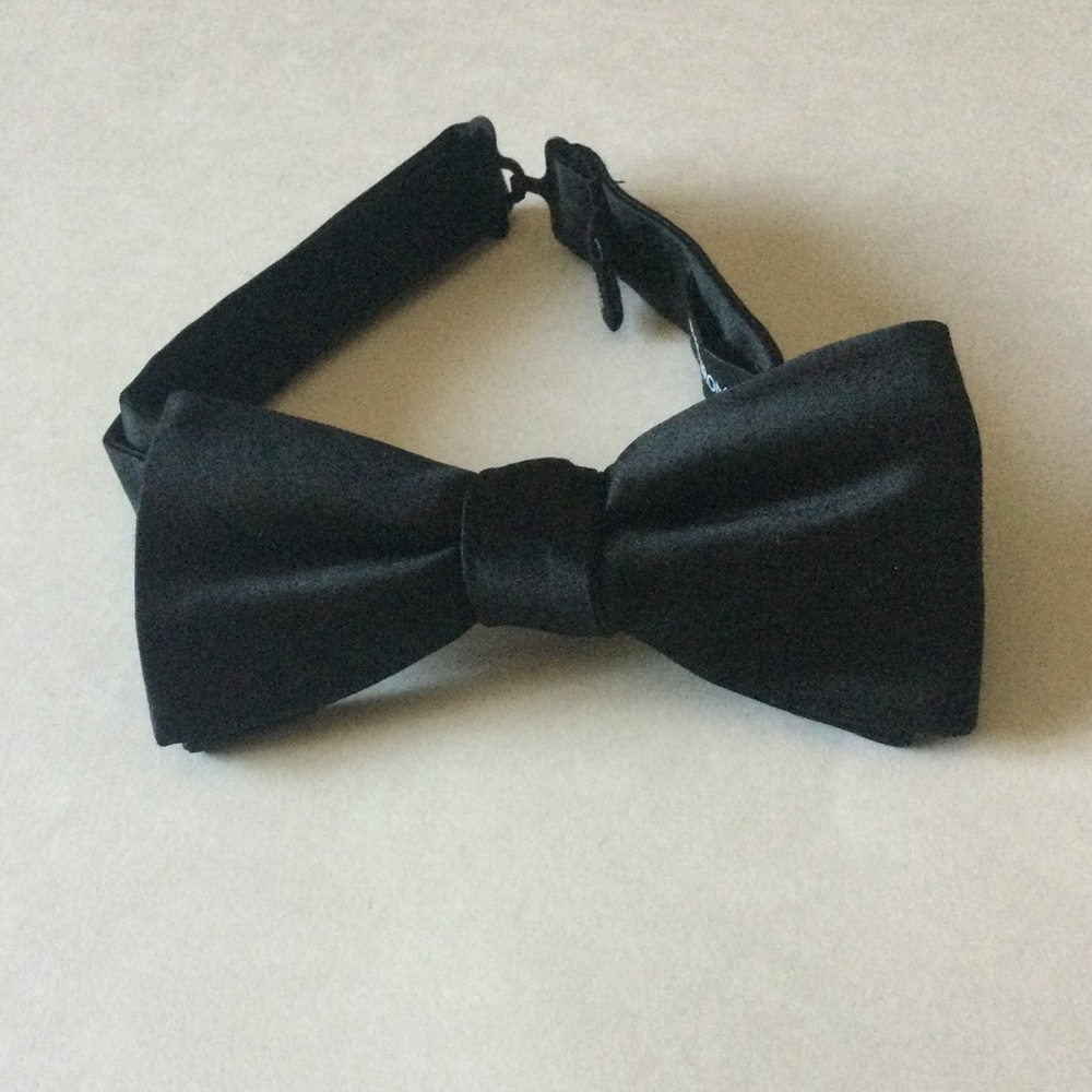 NORDSTROM MENS SILK SATIN PRE-TIED BOW TIE BLACK NWOT - Picture 6 of 13